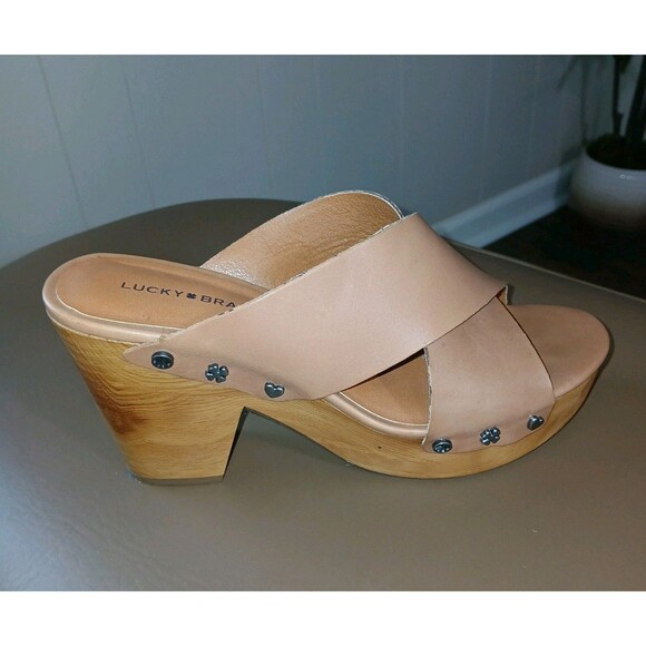 Lucky Brand Sz 6.5 Leather Nude Brown Tan Wooden Block Heel Mule Clogs Open Toe - Picture 5 of 13